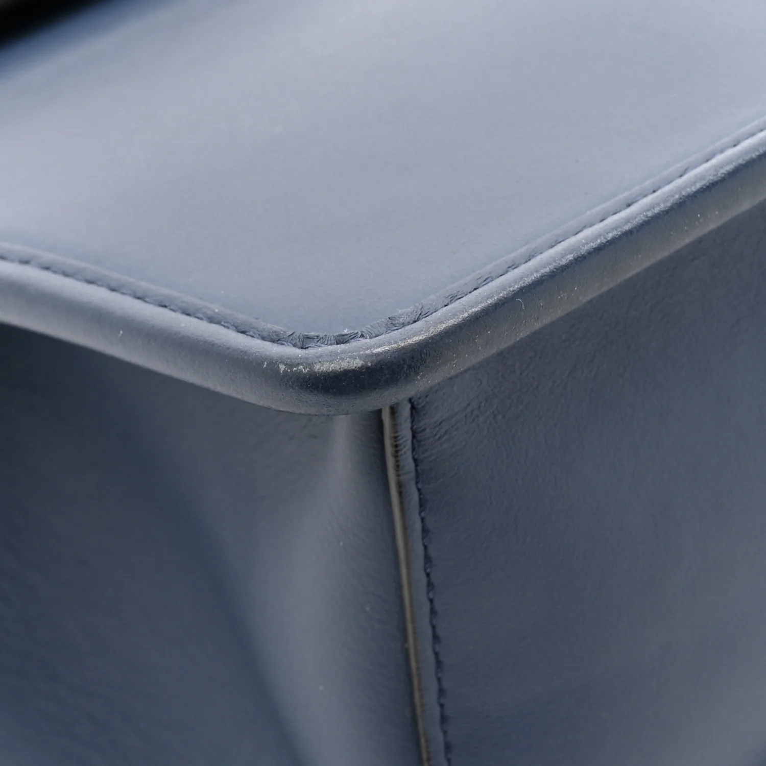 Vitello Century Opaco F is Fendi Kan I Shoulder Bag Blu Scuro - Image 13