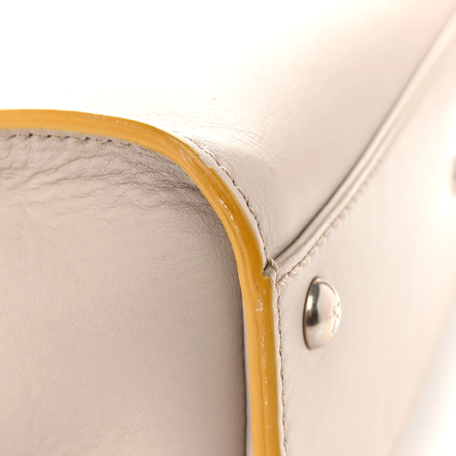 Vitello Seta Burro Medium Peekaboo Iconic Satchel Grigio Polvere Mattone - Image 17