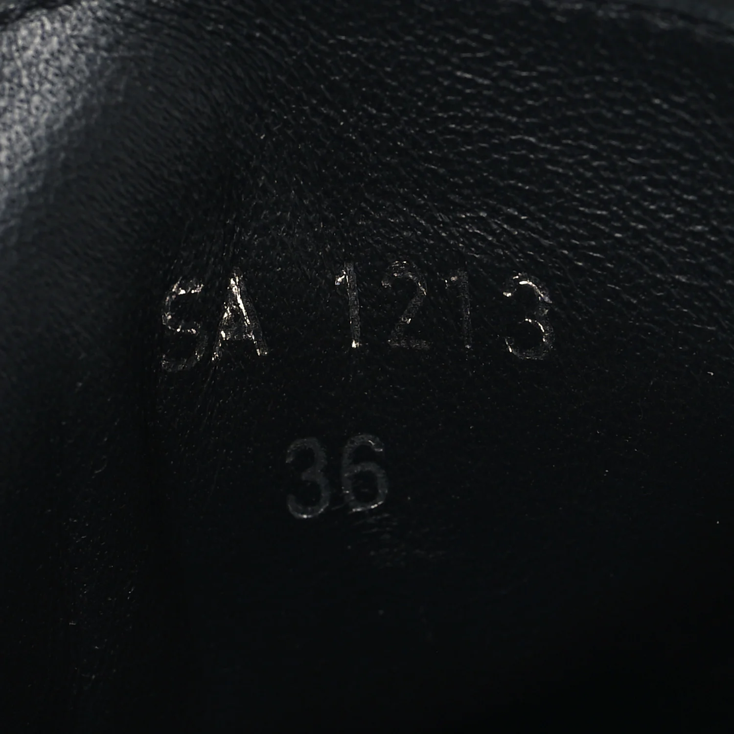 Calfskin Terra Moccassins 36 Black - Image 7