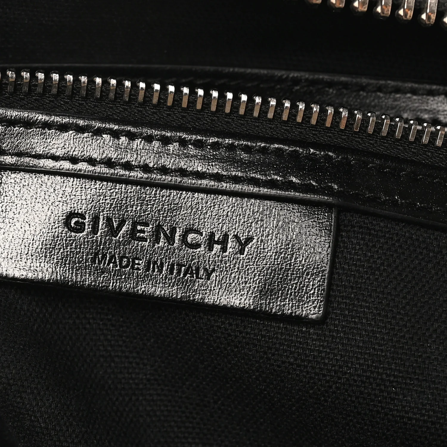 Shiny Lord Calfskin Medium Antigona Black - Image 6