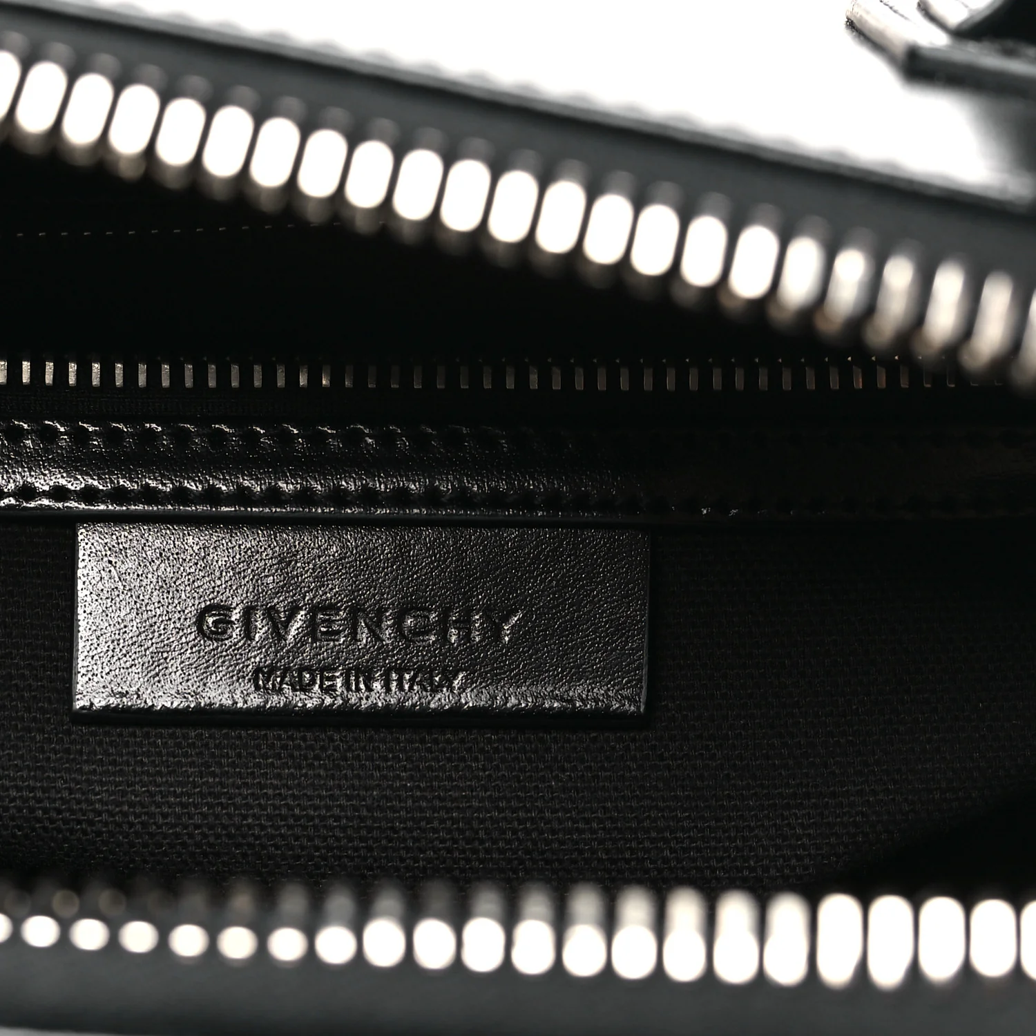 Shiny Lord Calfskin Small Antigona Black - Image 6