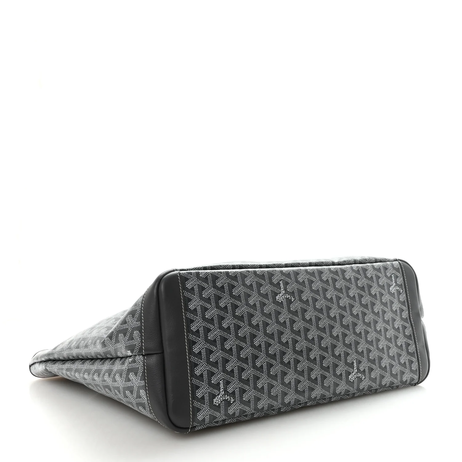 Goyardine Artois MM Grey - Image 4