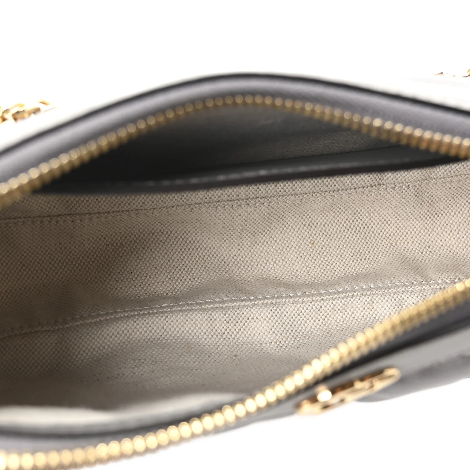 Calfskin GG Matelasse Chain Handbag Dusty Grey Natural - Image 5