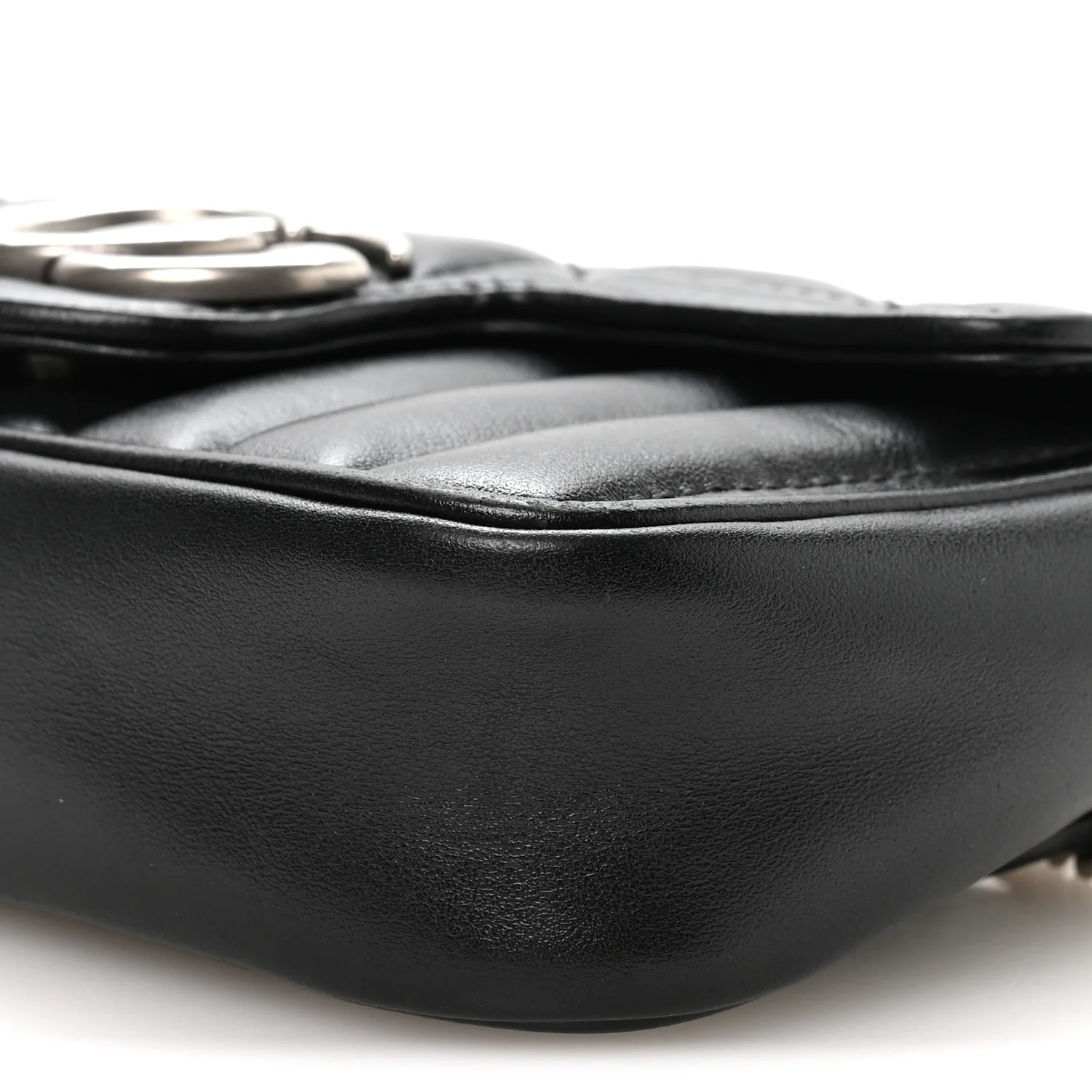 Calfskin Matelasse Aria Super Mini GG Marmont Shoulder Bag Black - Image 9