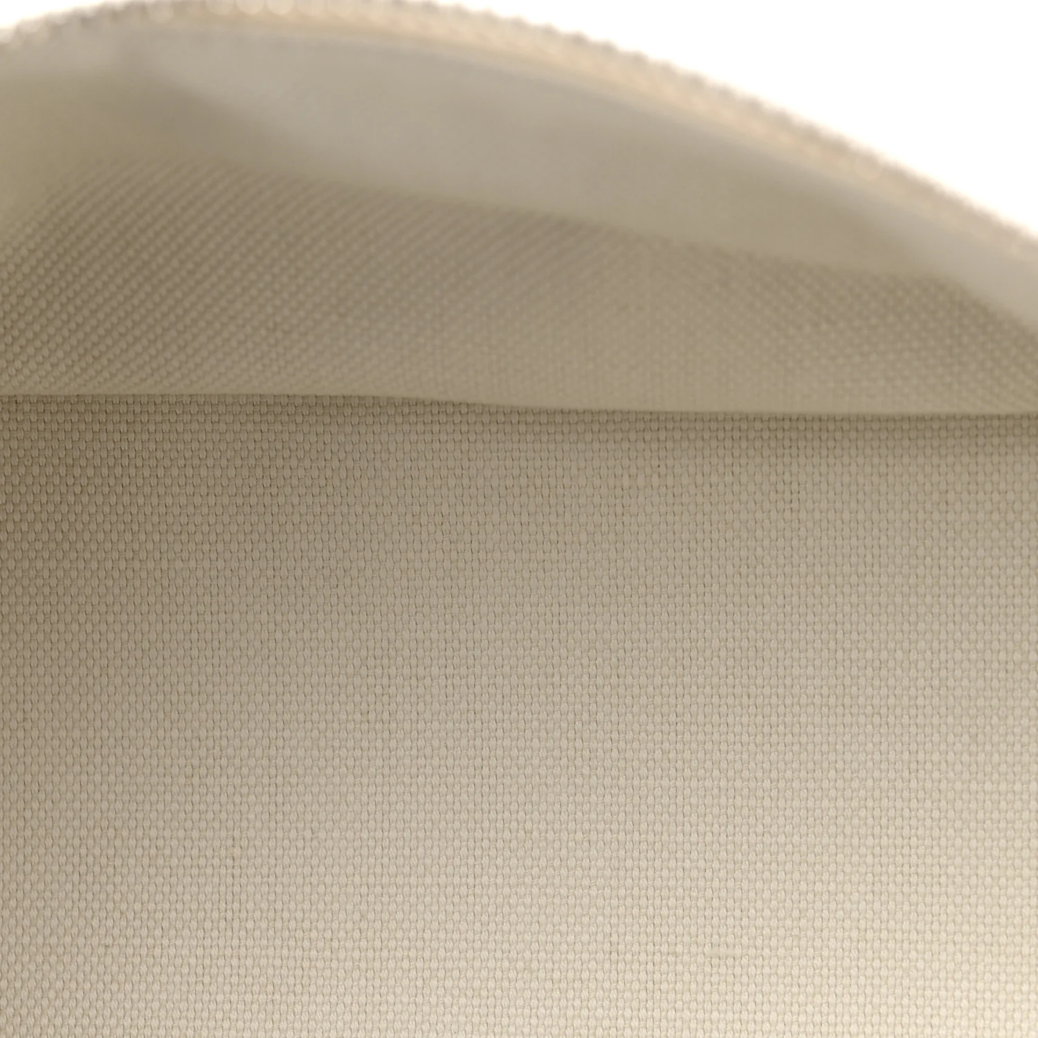 Calfskin Matelasse Chevron Monochrome GG Marmont Sling Shoulder Bag Mystic White - Image 5