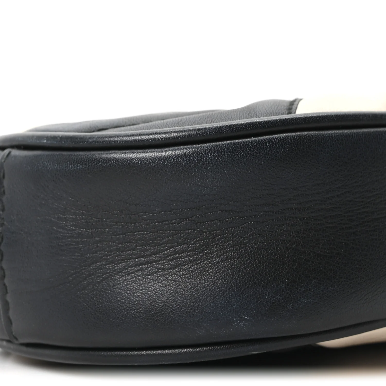 Calfskin Matelasse GG Marmont Belt Bag 85 34 Black White - Image 8