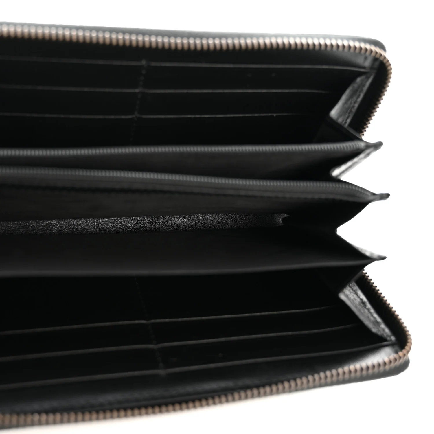 Calfskin Matelasse GG Marmont Zip Around Organizer Wallet Black - Image 5