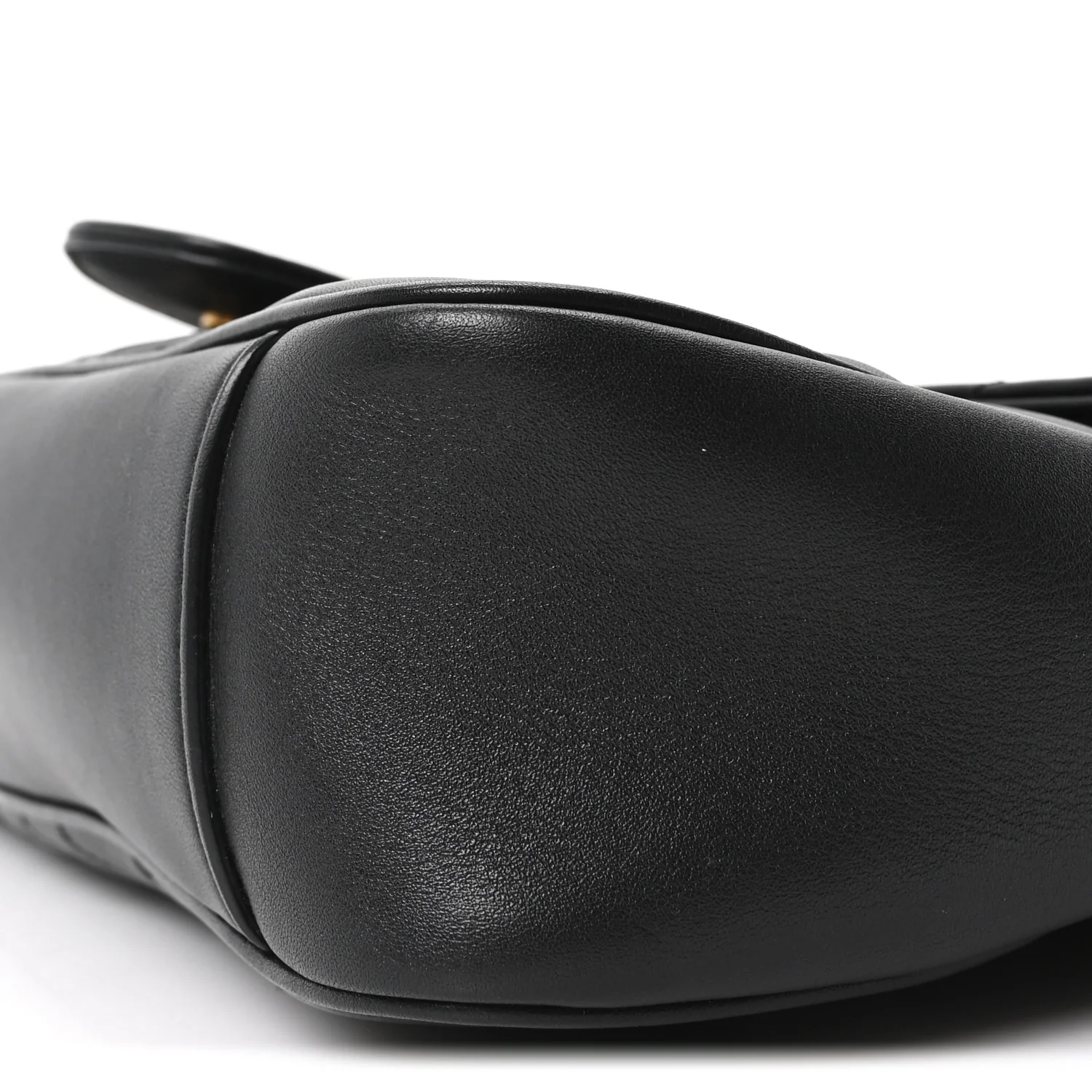 Calfskin Matelasse Medium GG Marmont Shoulder Bag Black - Image 10