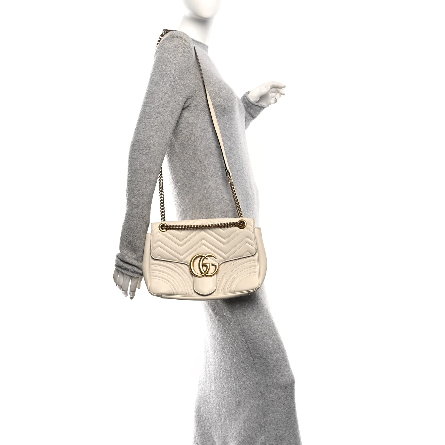 Calfskin Matelasse Medium GG Marmont Shoulder Bag White - Image 3
