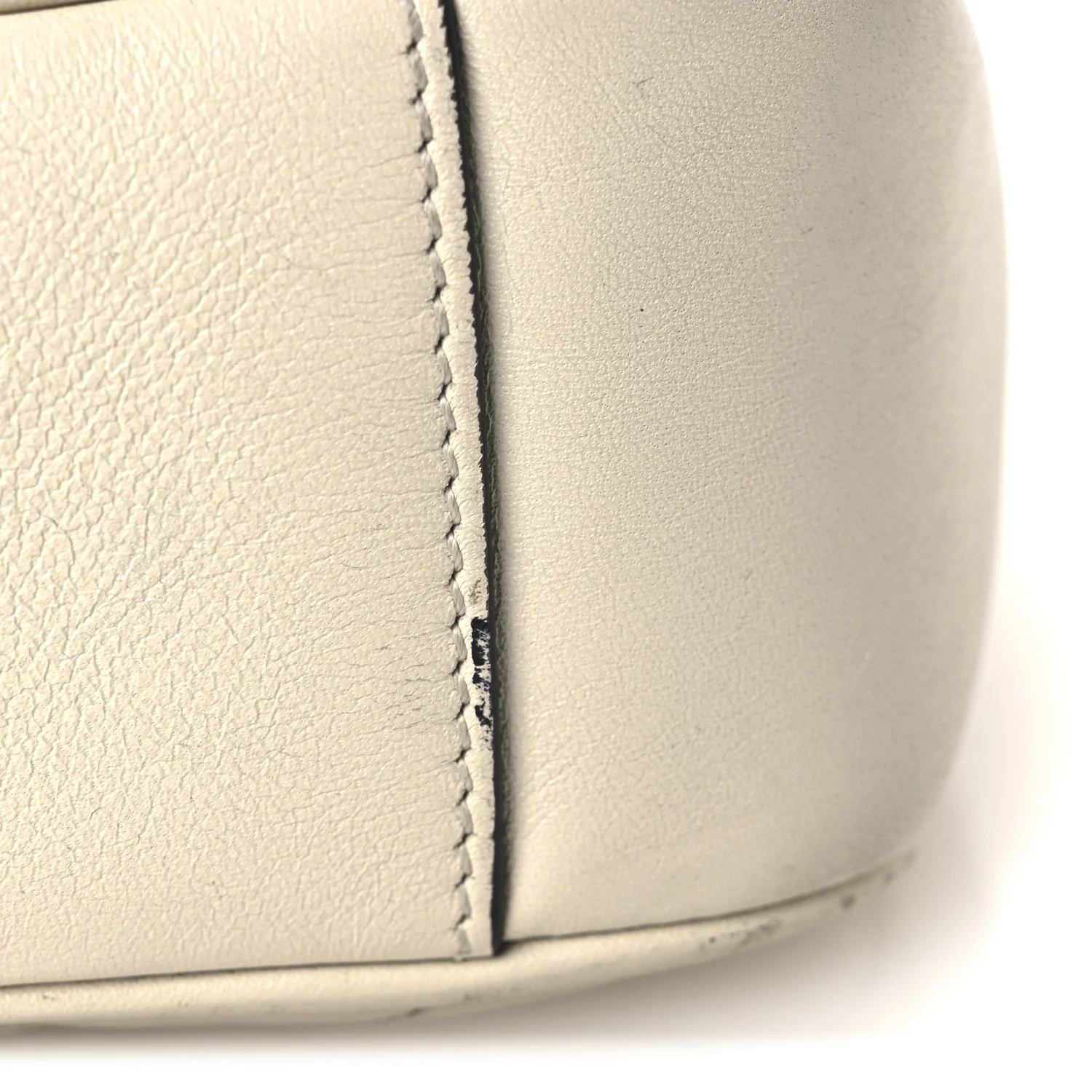 Calfskin Matelasse Mini GG Marmont Shoulder Bag White - Image 13