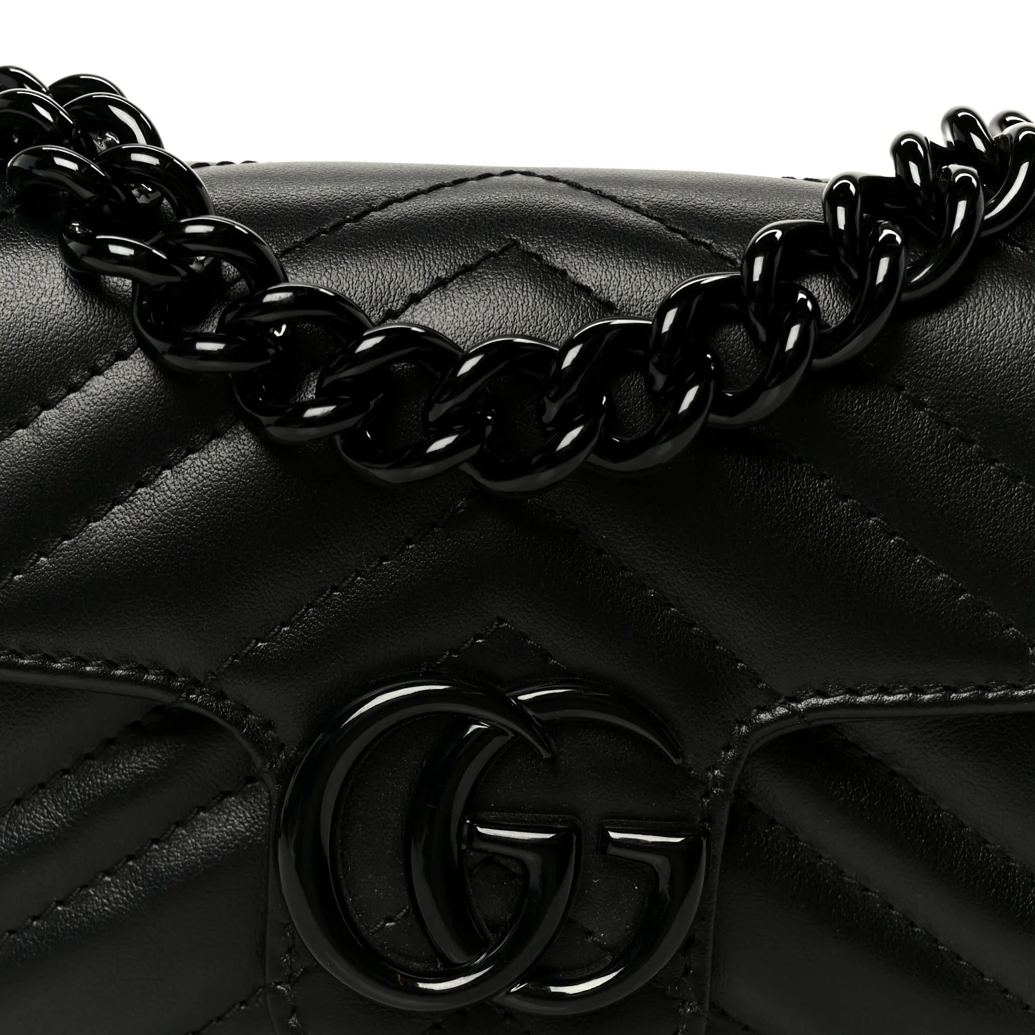Calfskin Matelasse Monochrome GG Marmont Chain Belt Bag Black - Image 8