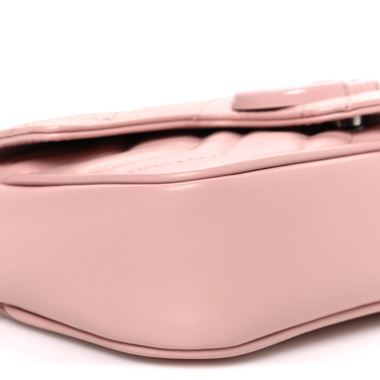 Calfskin Matelasse Monochrome GG Marmont Chain Belt Bag Perfect Pink - Image 9