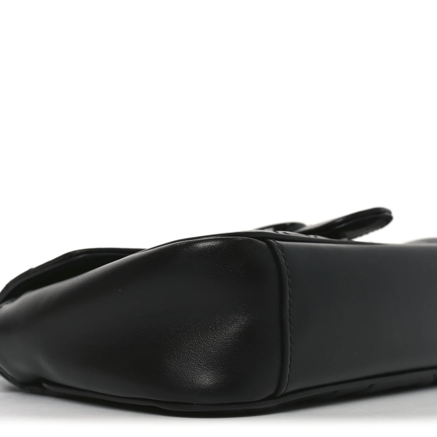 Calfskin Matelasse Monochrome Mini GG Marmont Shoulder Bag Black - Image 9