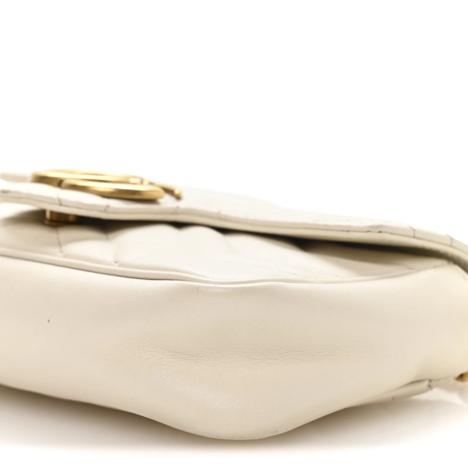 Calfskin Matelasse Super Mini GG Marmont Shoulder Bag White - Image 10