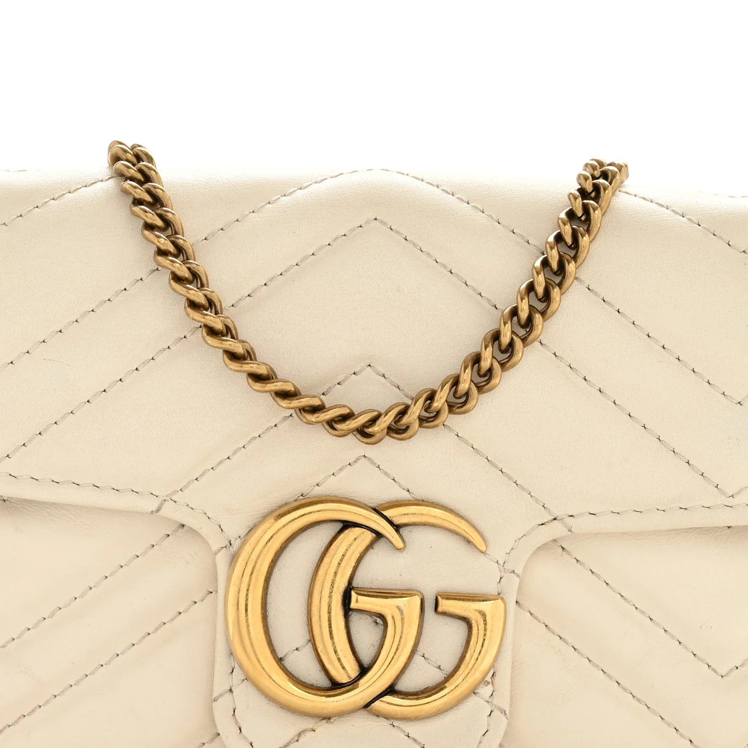 Calfskin Matelasse Super Mini GG Marmont Shoulder Bag White - Image 12