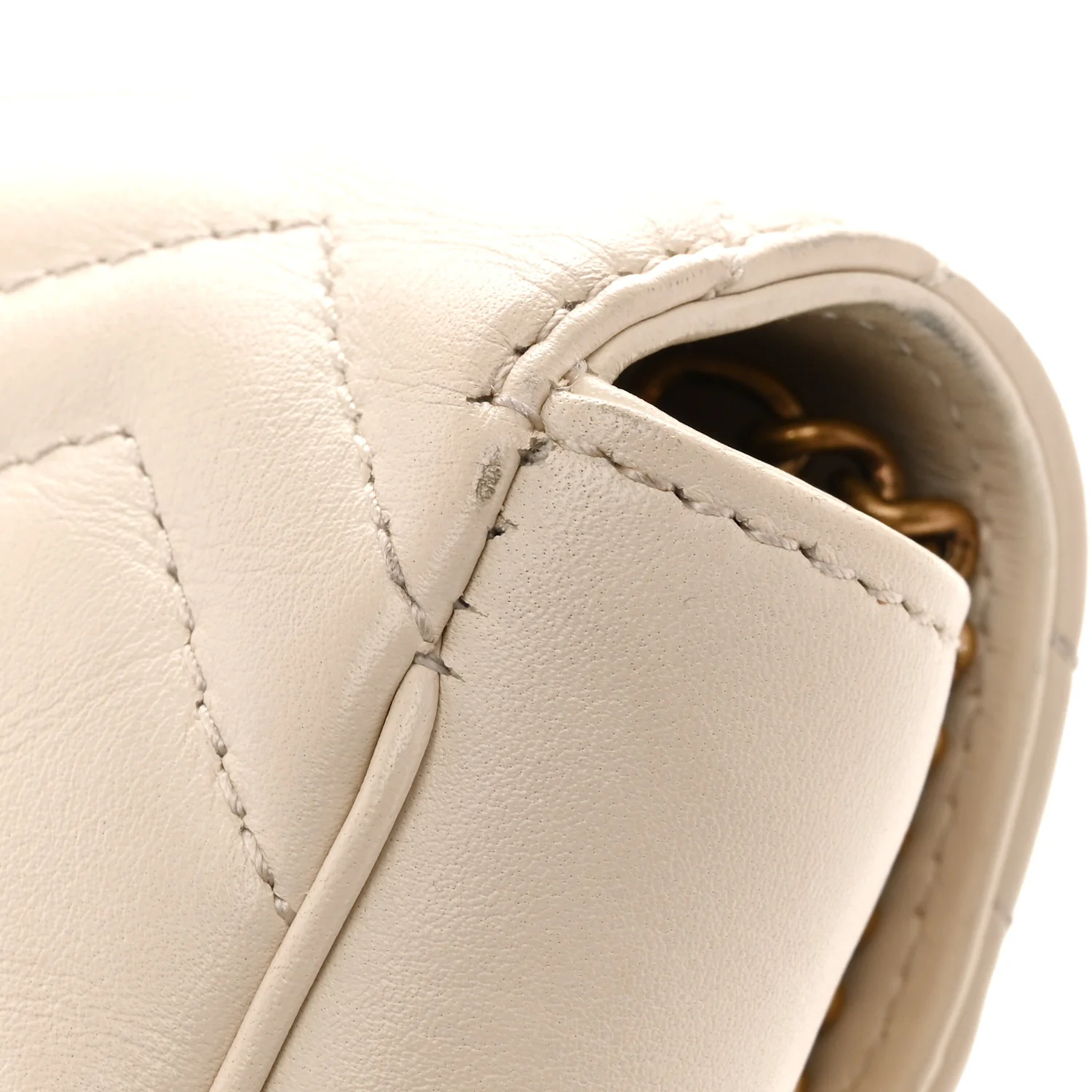 Calfskin Matelasse Super Mini GG Marmont Shoulder Bag White - Image 16