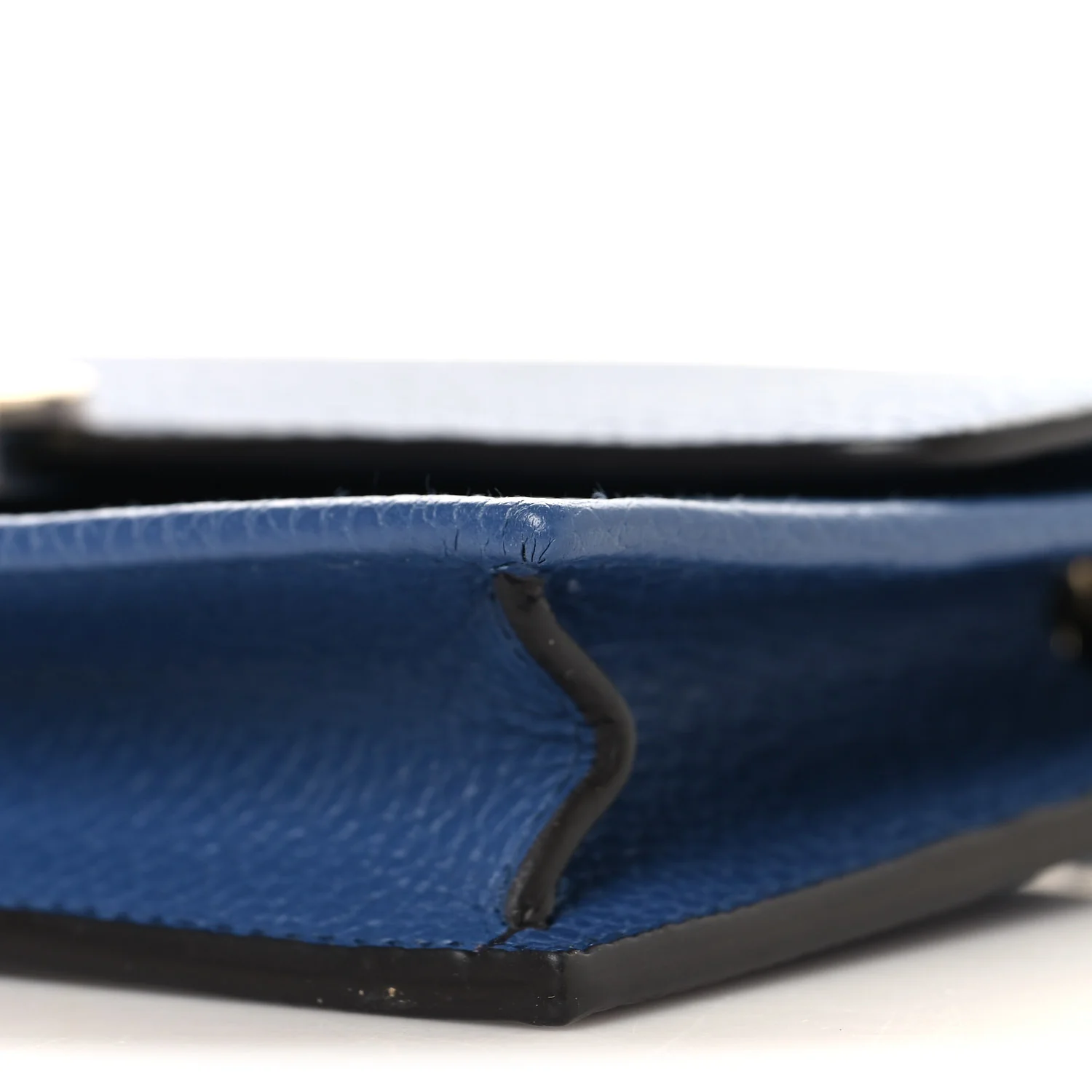 Dollar Calfskin Interlocking G Chain Wallet Caspian - Image 10