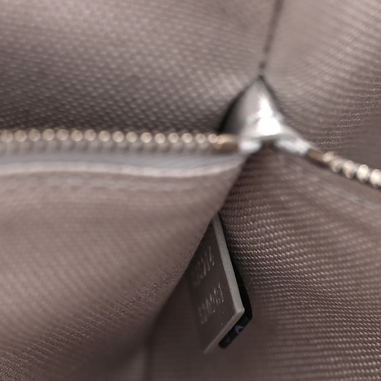 GG Supreme Monogram Emblem Medium Tote Bag Beige Silver - Image 7
