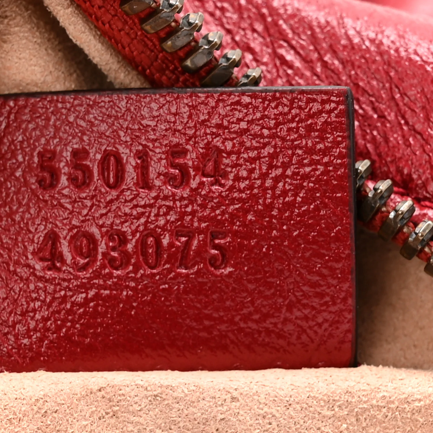 Glazed Calfskin Matelasse Heart Mini GG Marmont Round Shoulder Bag Romantic Cerise - Image 7