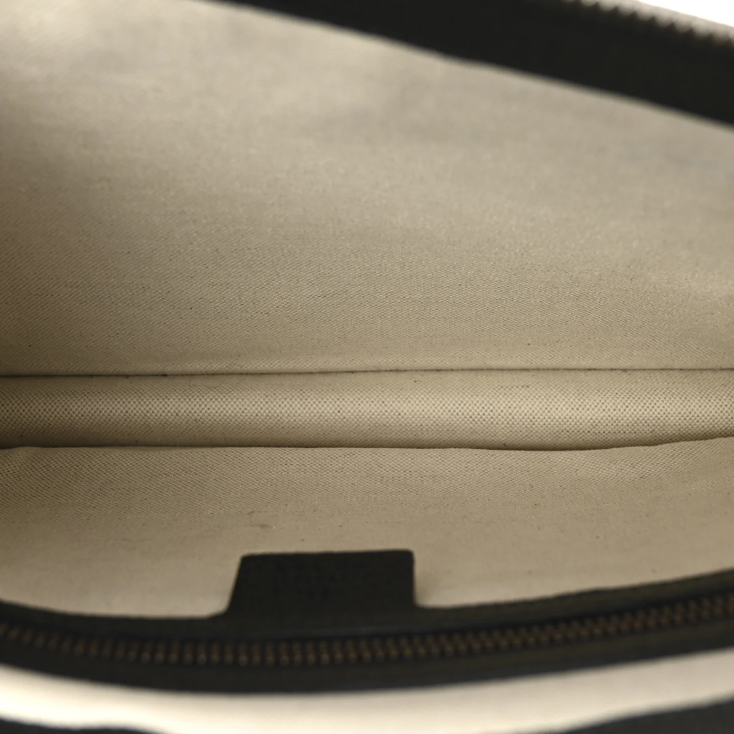 Grained Calfskin Bee Star Messenger Black - Image 5