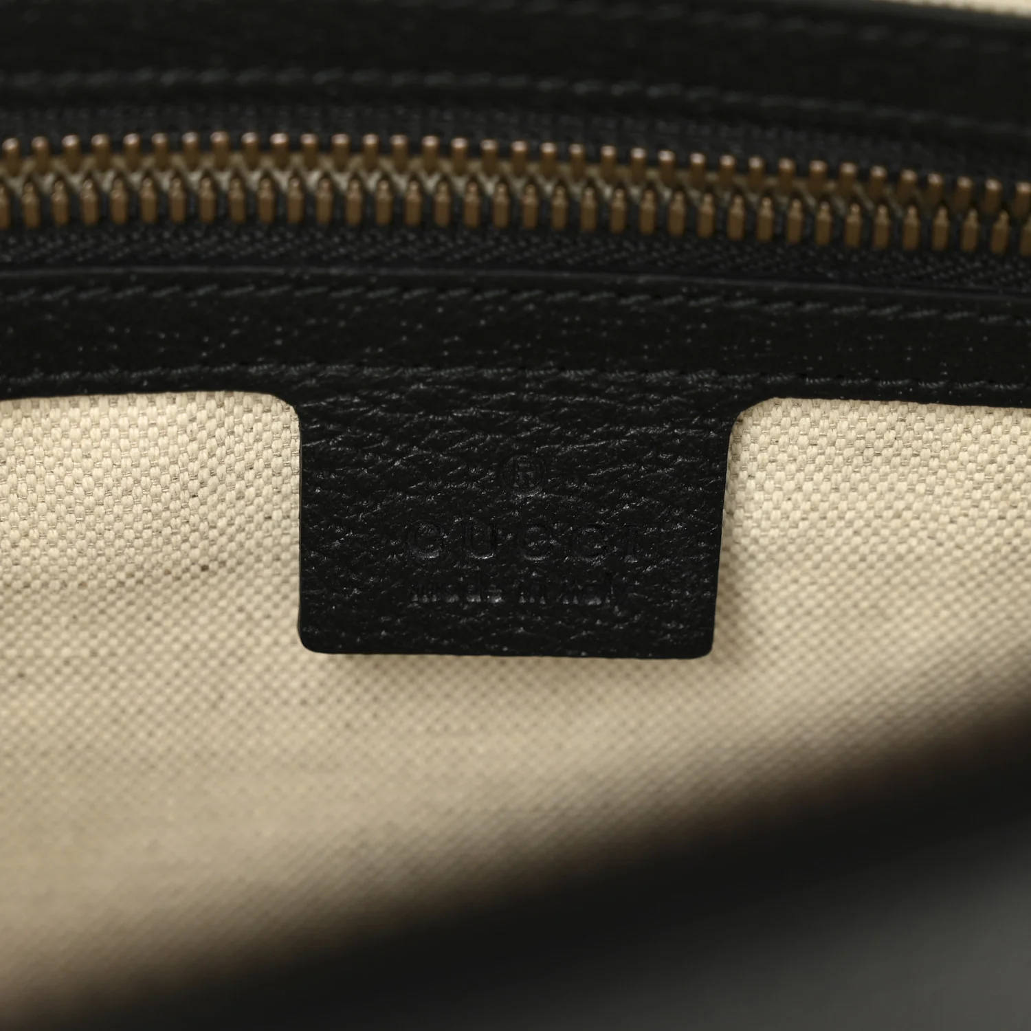 Grained Calfskin Bee Star Messenger Black - Image 7
