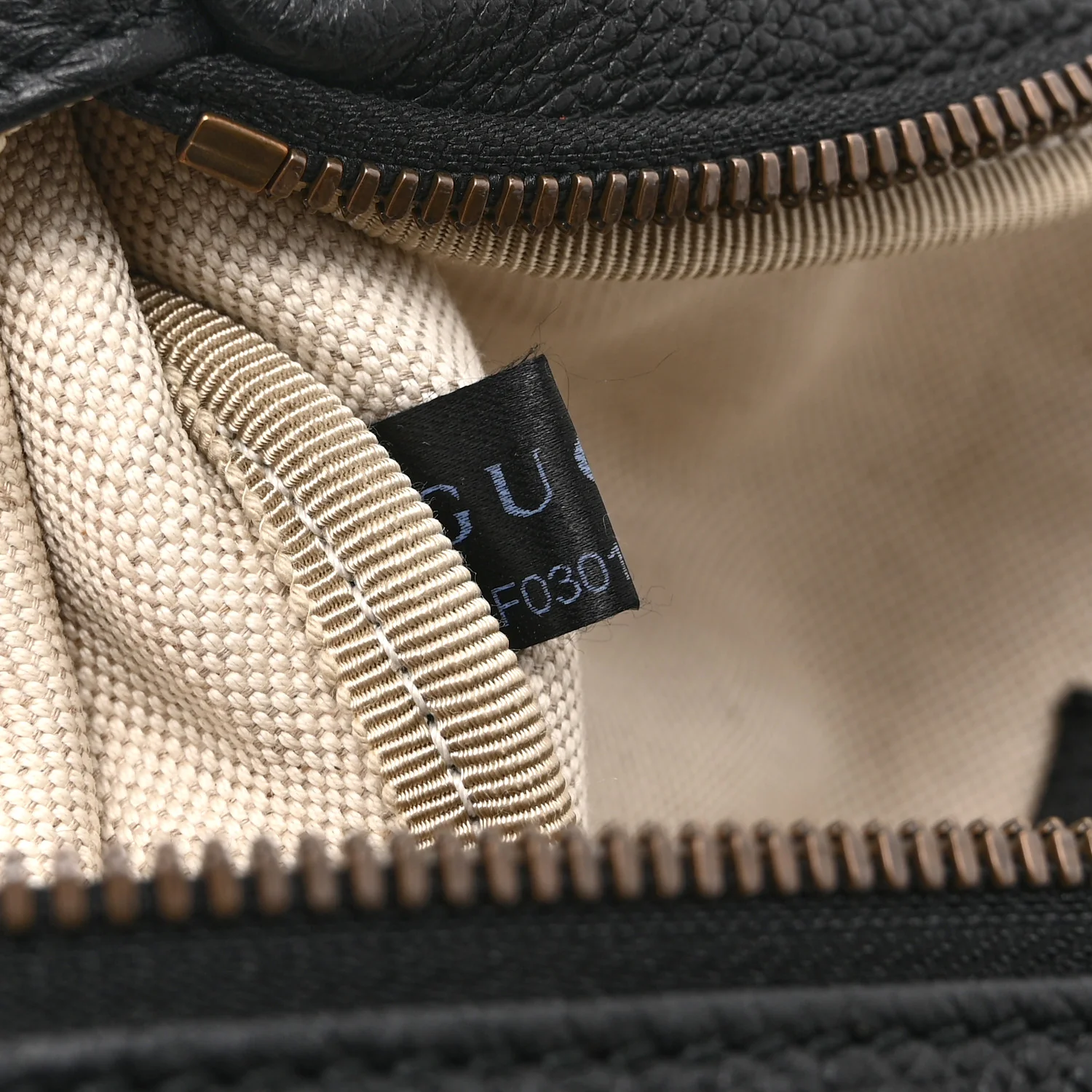 Grained Calfskin Logo Belt Bag Black - Image 8