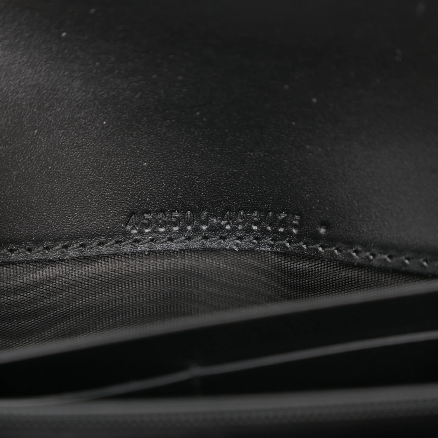 Guccissima Padlock Continental Chain Wallet Black - Image 7