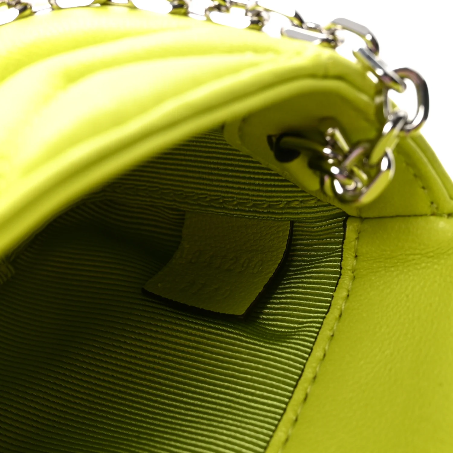 Lambskin Matelasse Mini GG Marmont Shoulder Bag Bright Green - Image 7