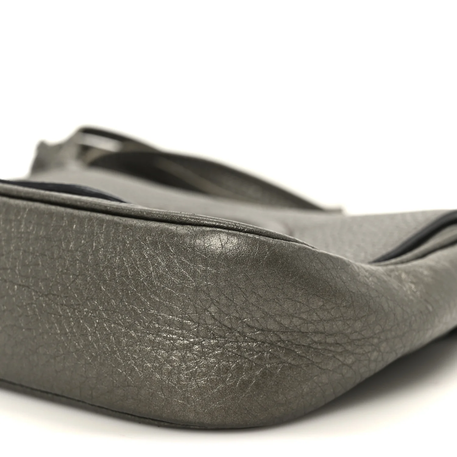 Metallic Pebbled Calfskin Small Soho Flap Crossbody Sasso - Image 11
