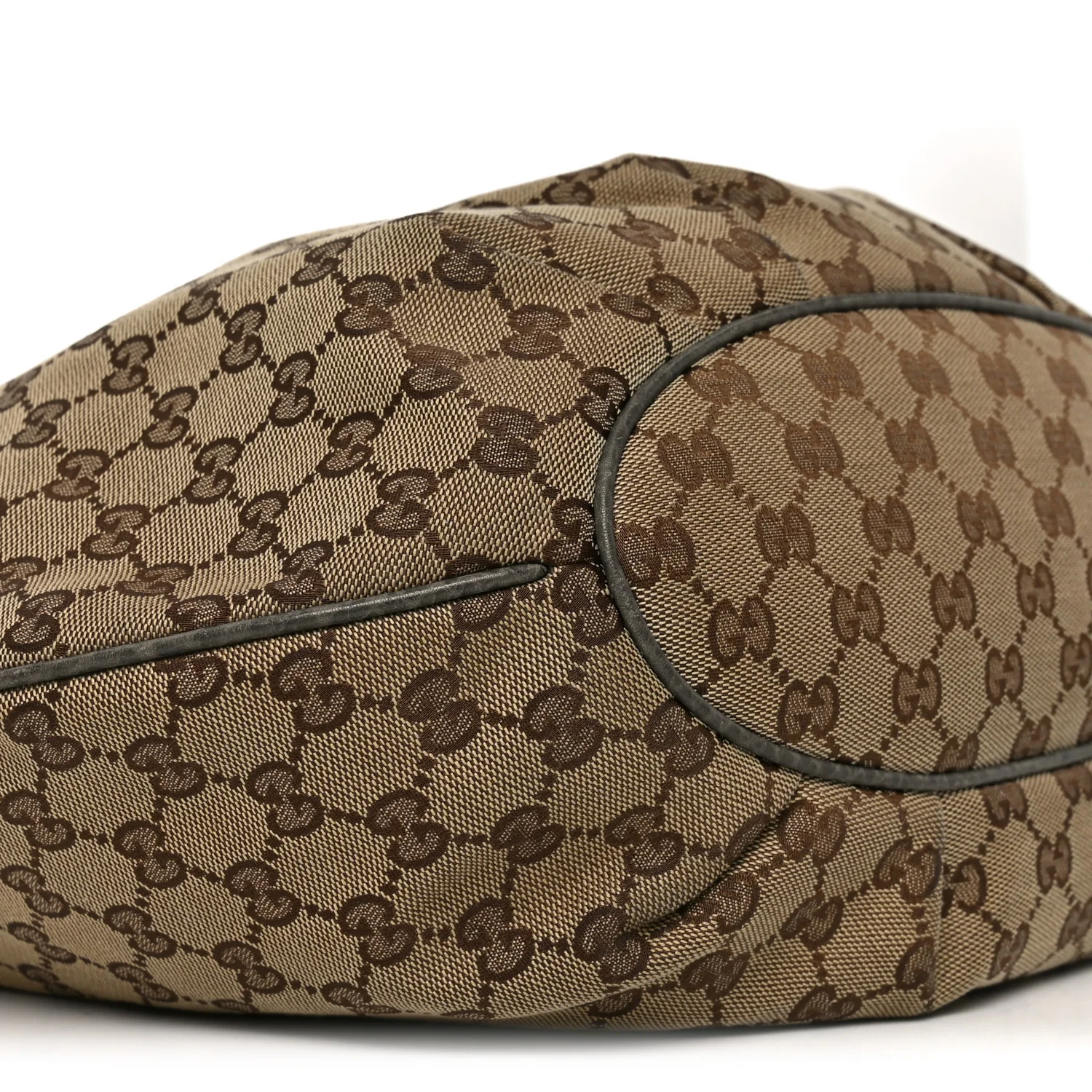Monogram Medium Pelham Hobo Grey - Image 9