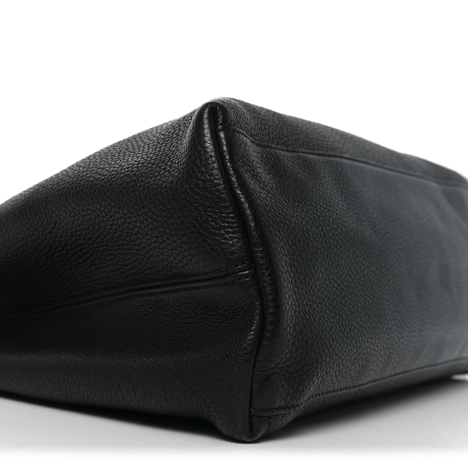 Pebbled Calfskin Medium Soho Chain Shoulder Bag Black - Image 8