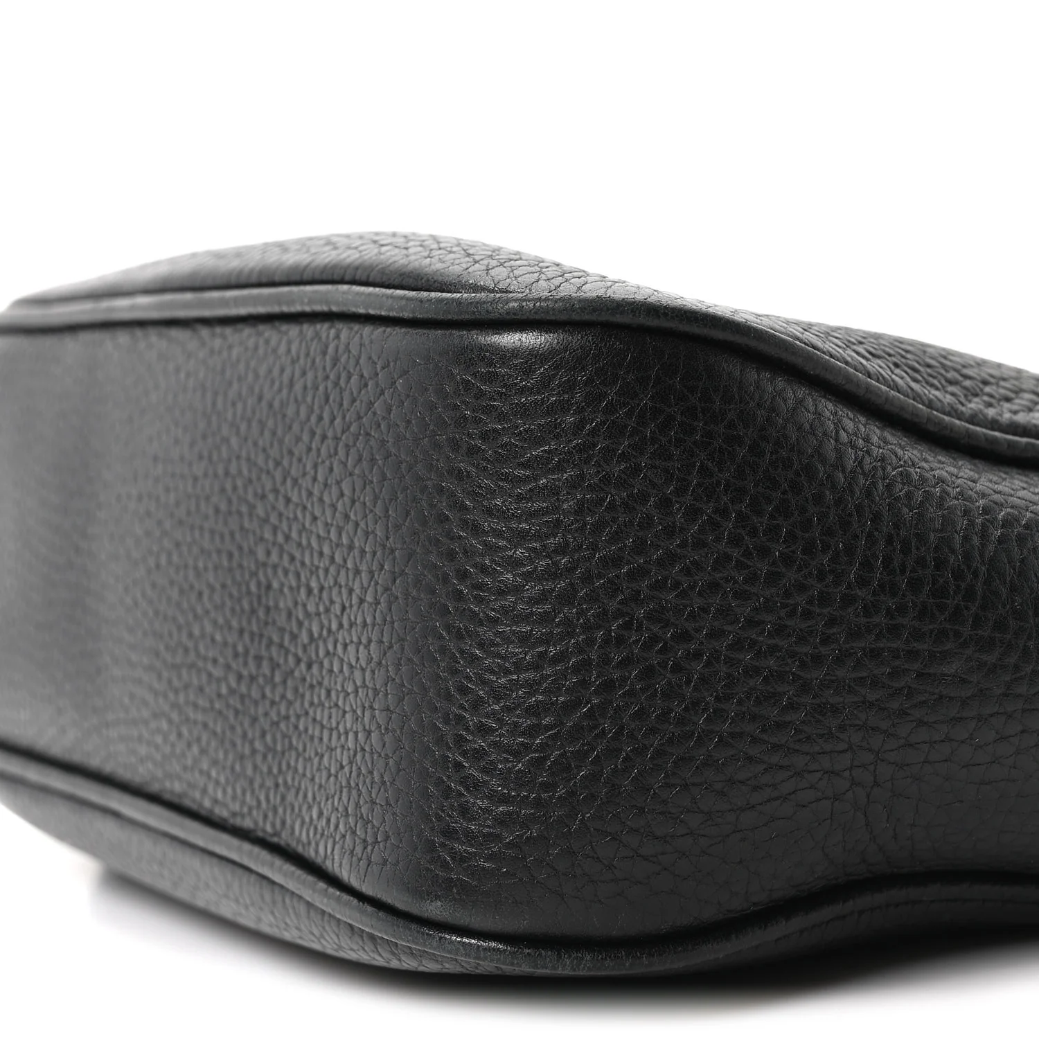 Pebbled Calfskin Small Soho Disco Bag Black - Image 10