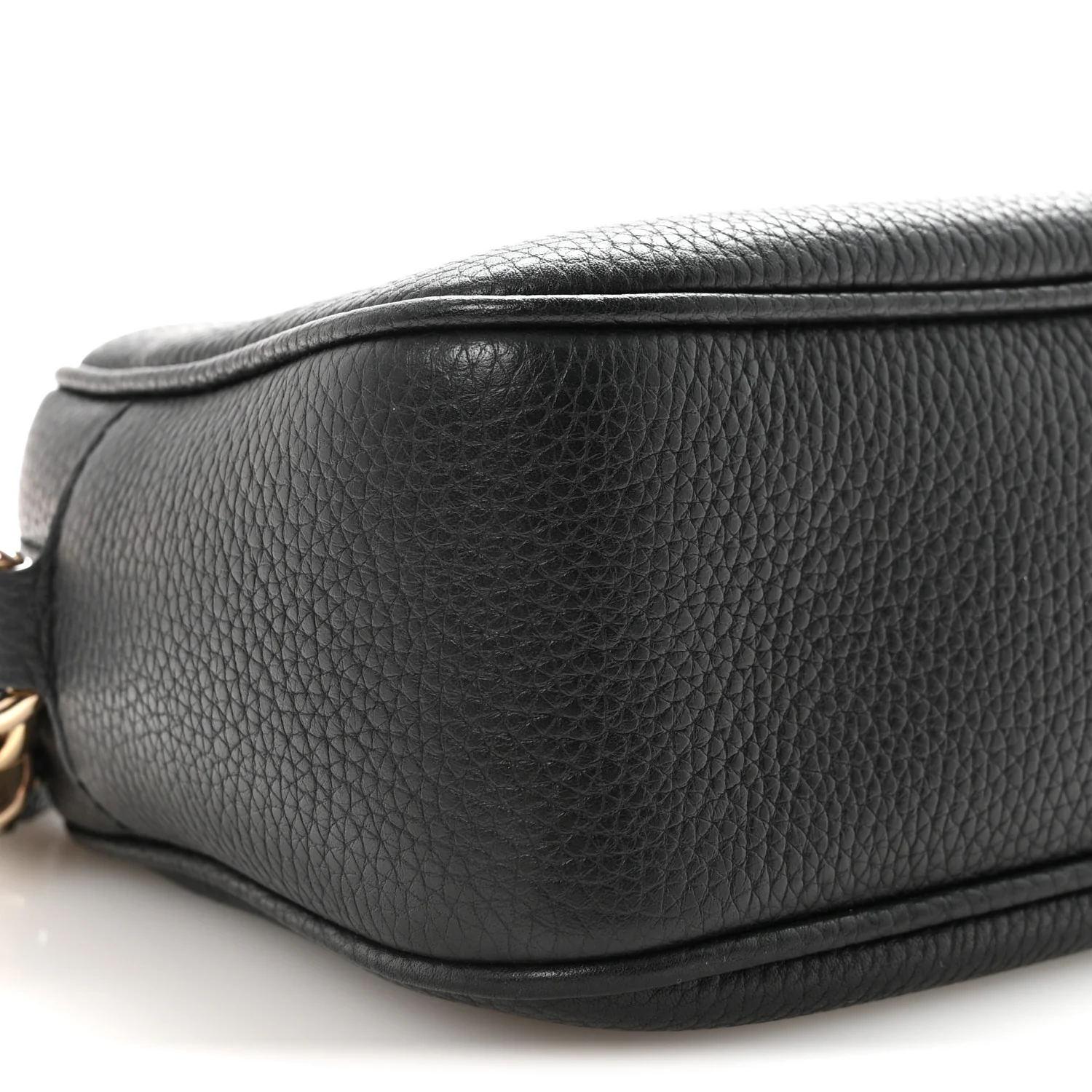 Pebbled Calfskin Small Soho Disco Bag Black - Image 9