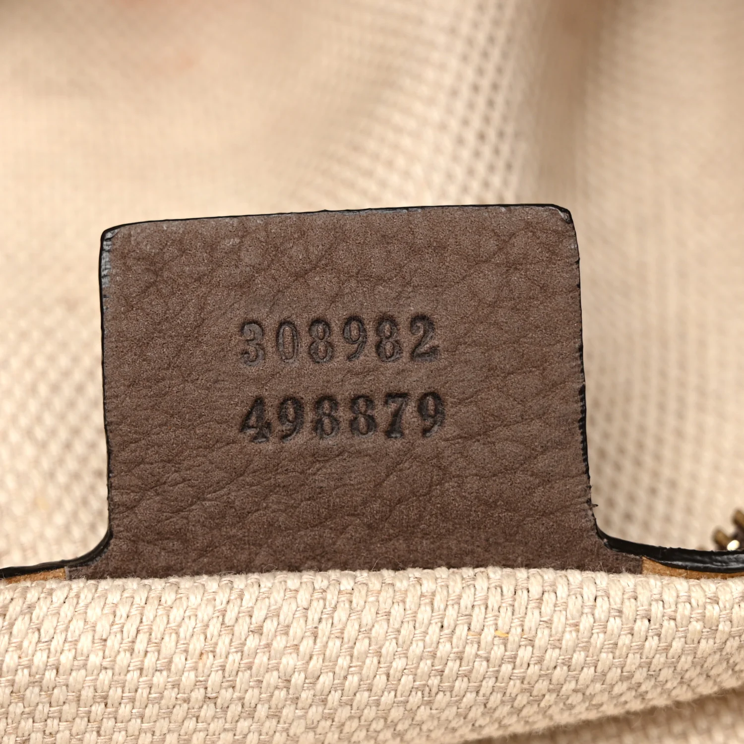 Vitello Range Medium Soho Chain Shoulder Bag Grey Field - Image 7