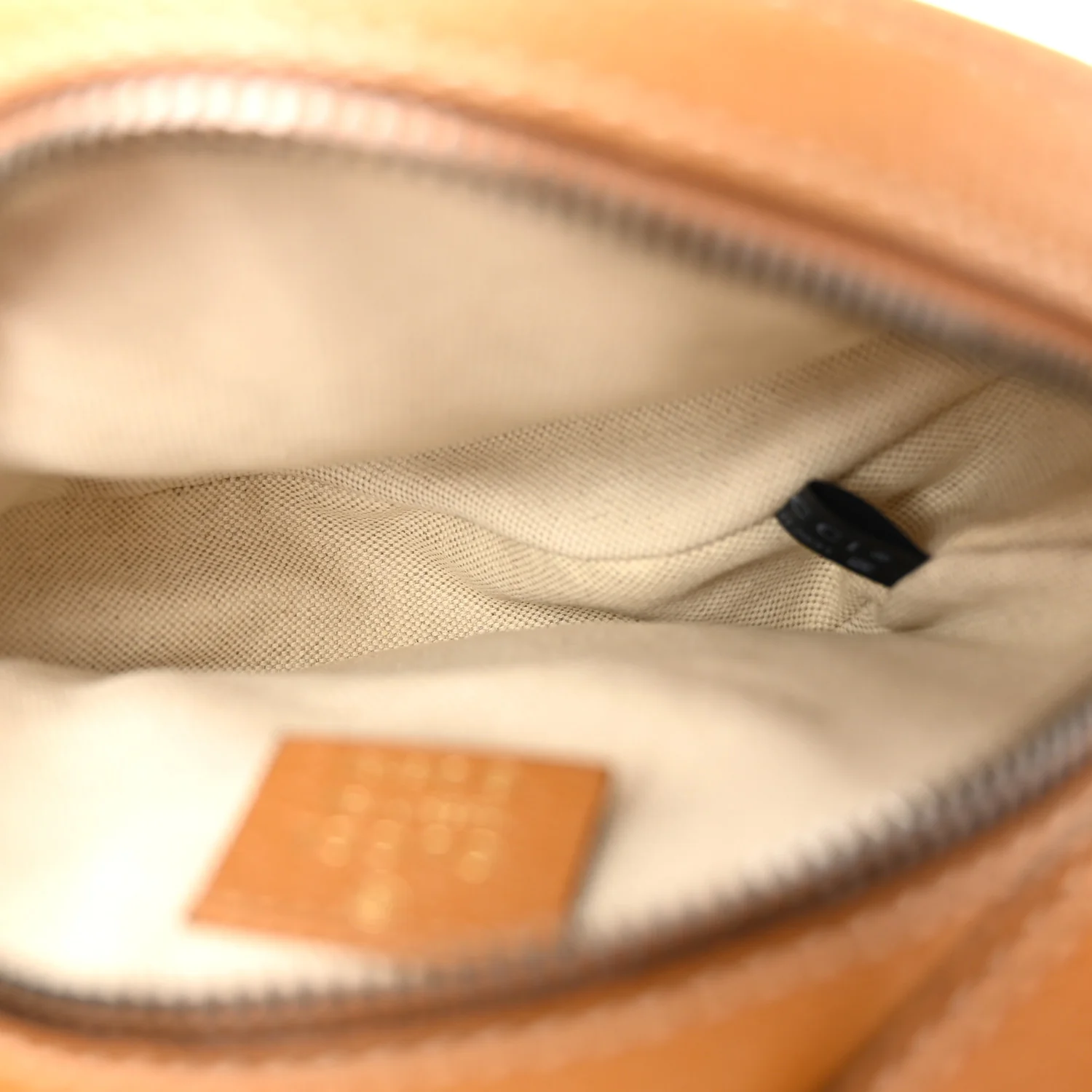 X DISNEY Mini Vintage GG Supreme Monogram Mickey Mouse Round Shoulder Bag Beige Vintage Sun Oil - Image 5