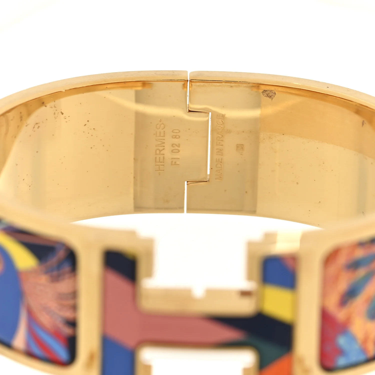 Enamel Toucan de Paradis Printed Wide Click Clac H Bracelet Indigo Multicolor - Image 4