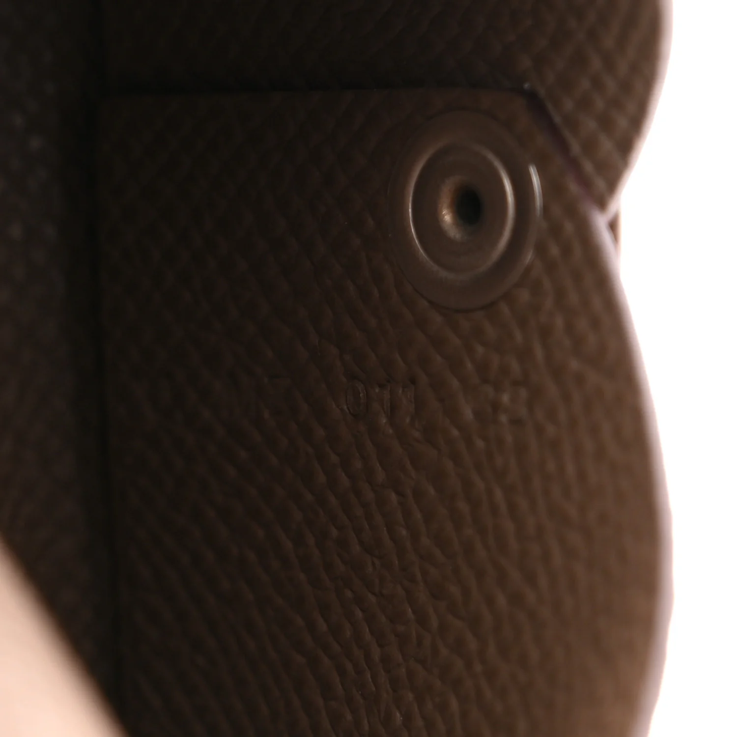Epsom Calvi Card Case Etoupe - Image 7