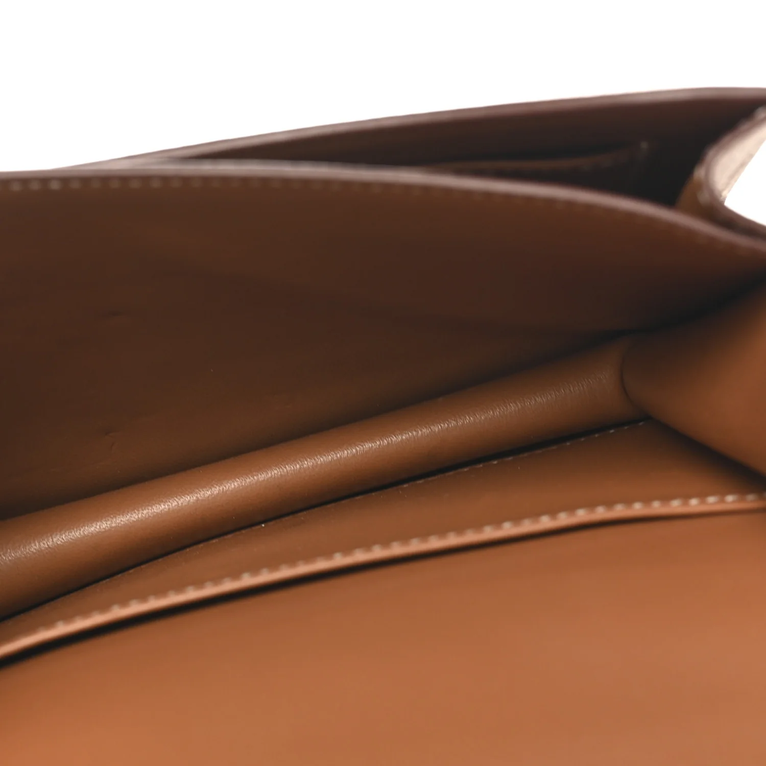 Epsom Constance 18 Gold - Image 6