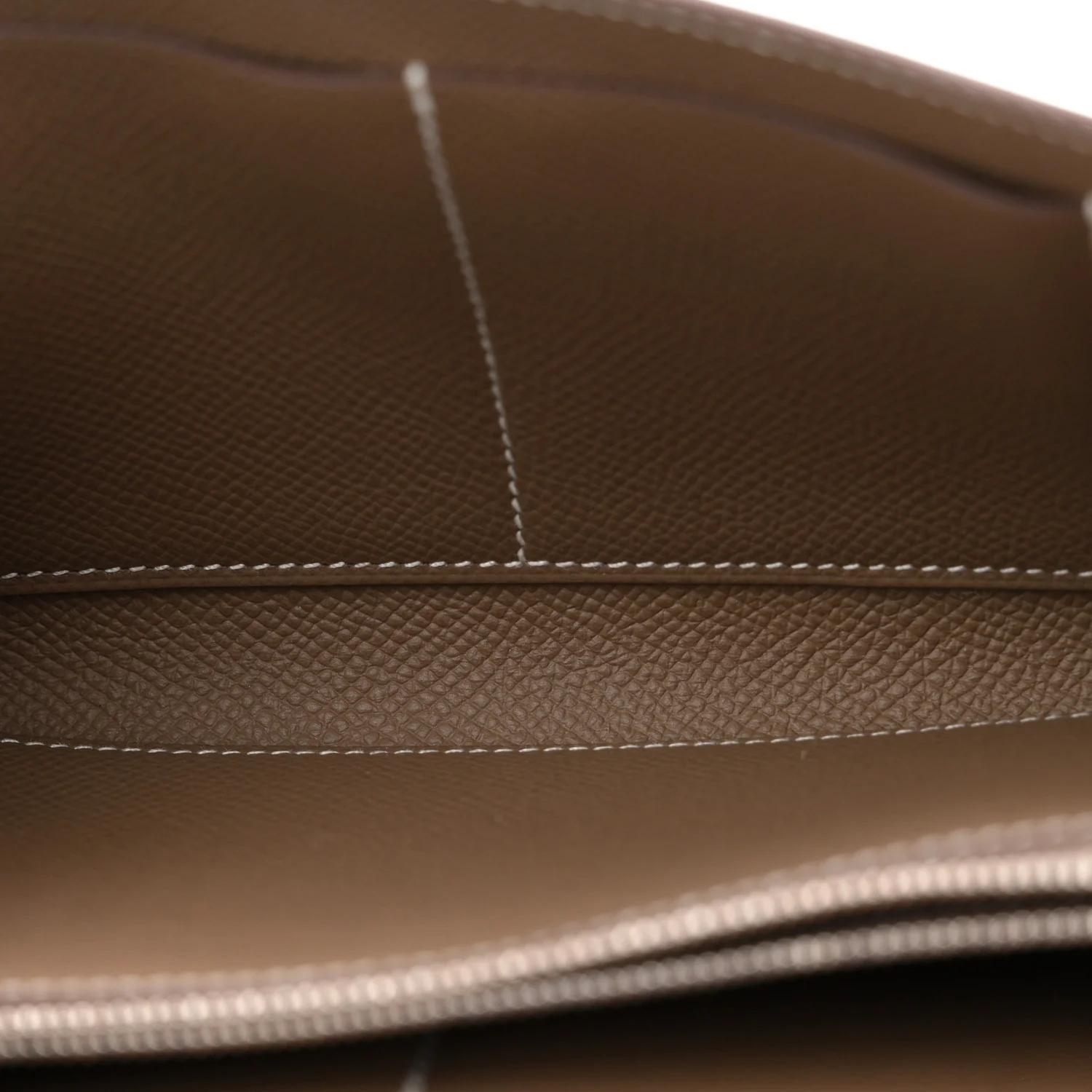 Epsom Kelly Wallet To Go Etoupe - Image 5