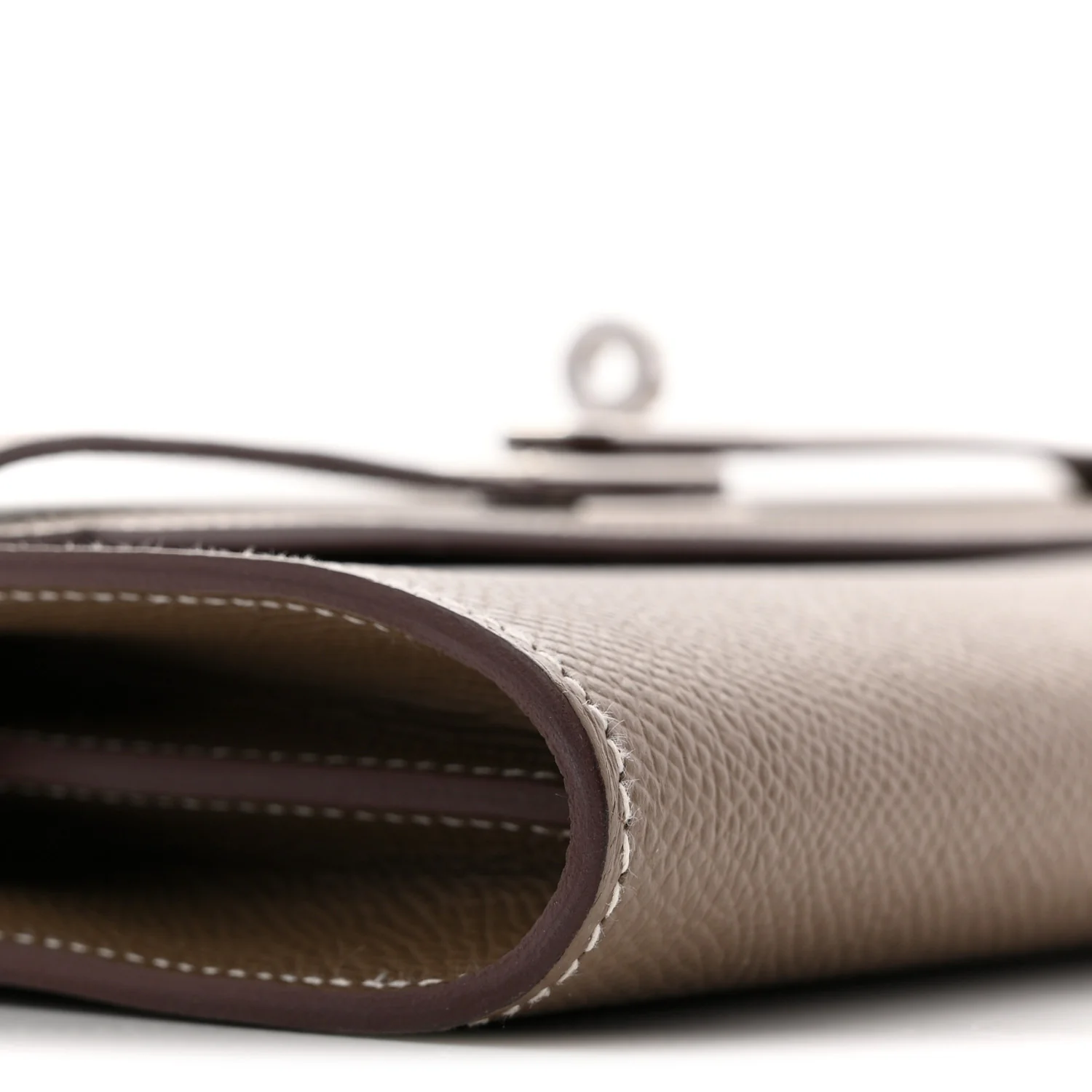 Epsom Kelly Wallet To Go Etoupe - Image 9