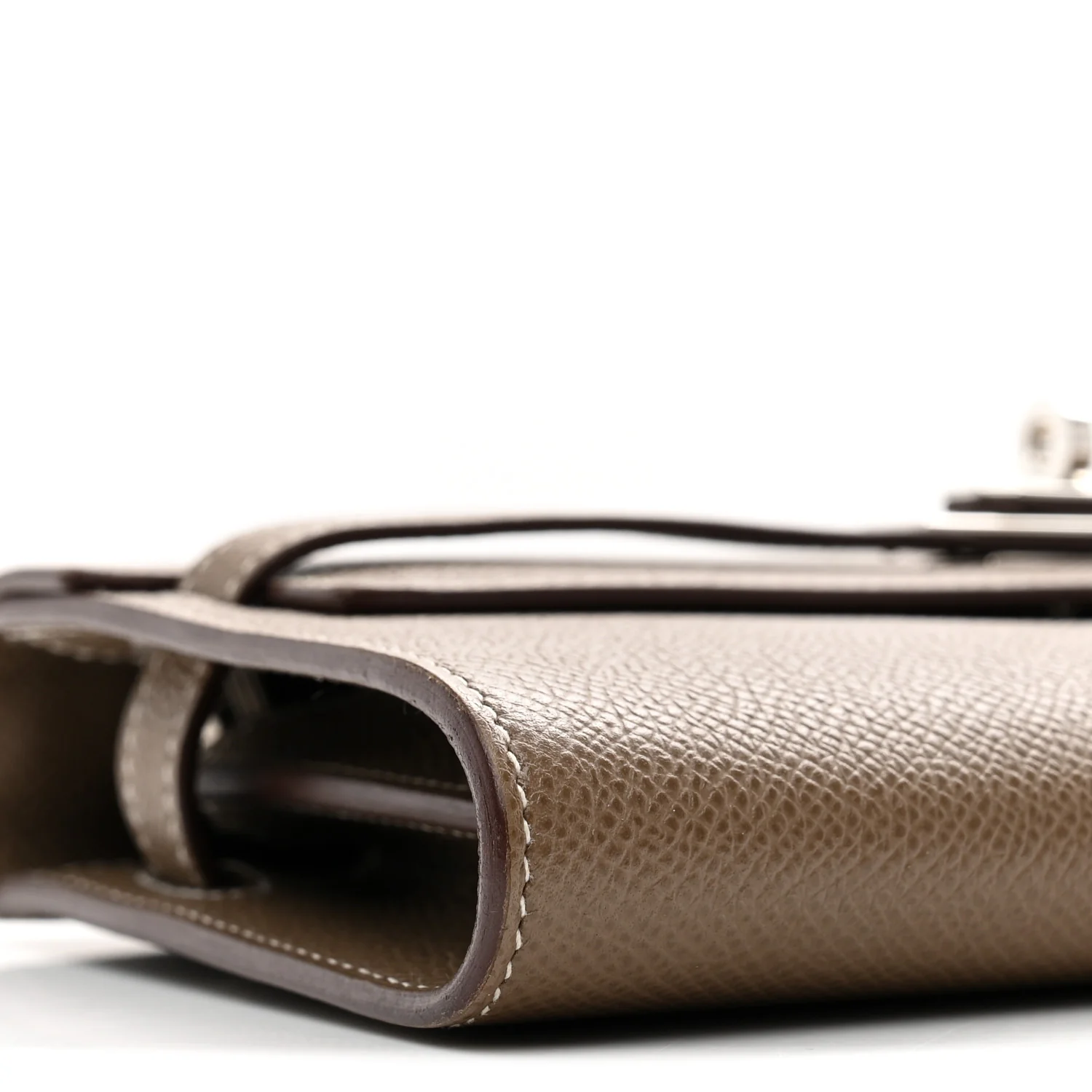 Epsom Kelly Wallet To Go Etoupe - Image 10