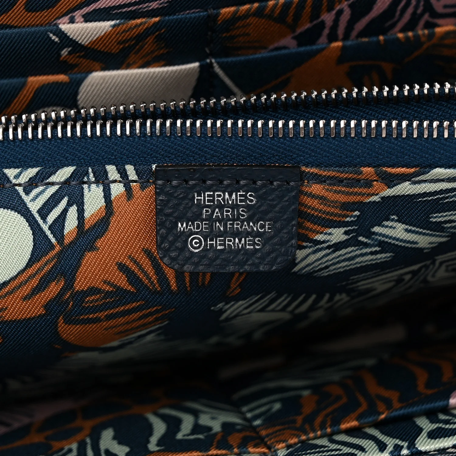 Epsom Silk'In Wallet Deep Bleu - Image 6
