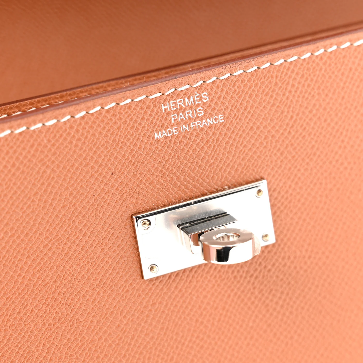 Madame Calfskin Kelly Pocket Long Wallet Gold - Image 6