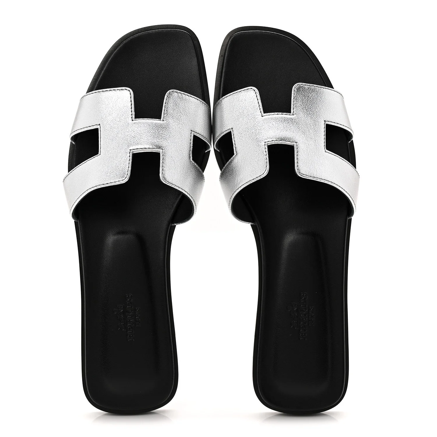 Metallic Chevre Oran Sandals 38.5 Gris Argente - Image 5