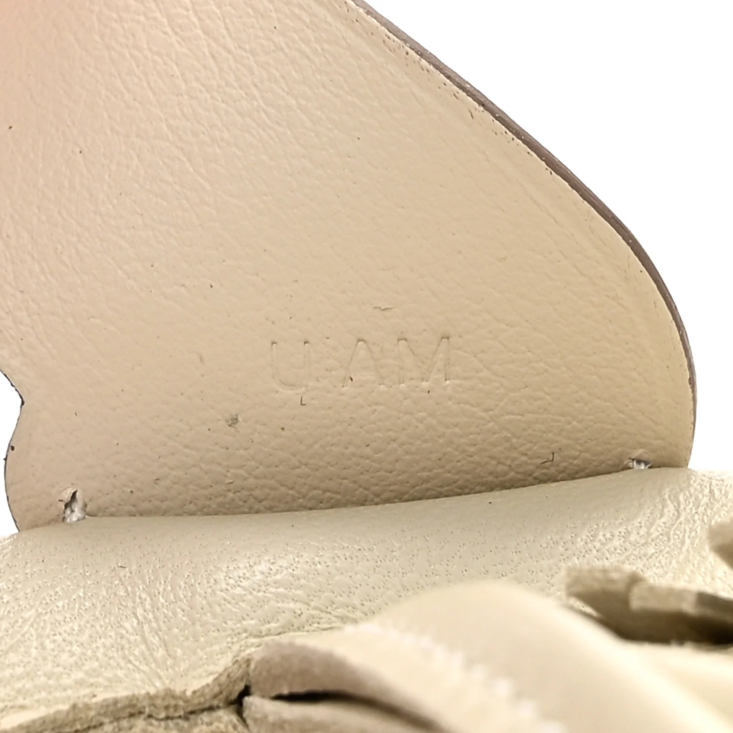 Milo Lambskin Matte Alligator Touch Grigri Rodeo Pegase Horse Bag Charm PM Craie Nata Beton - Image 4