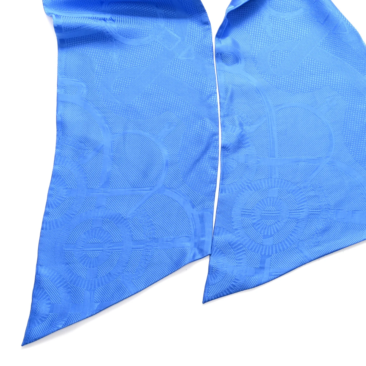 Silk Jacquard Eperon D'Or Remix Maxi Twilly Cut Blue - Image 2