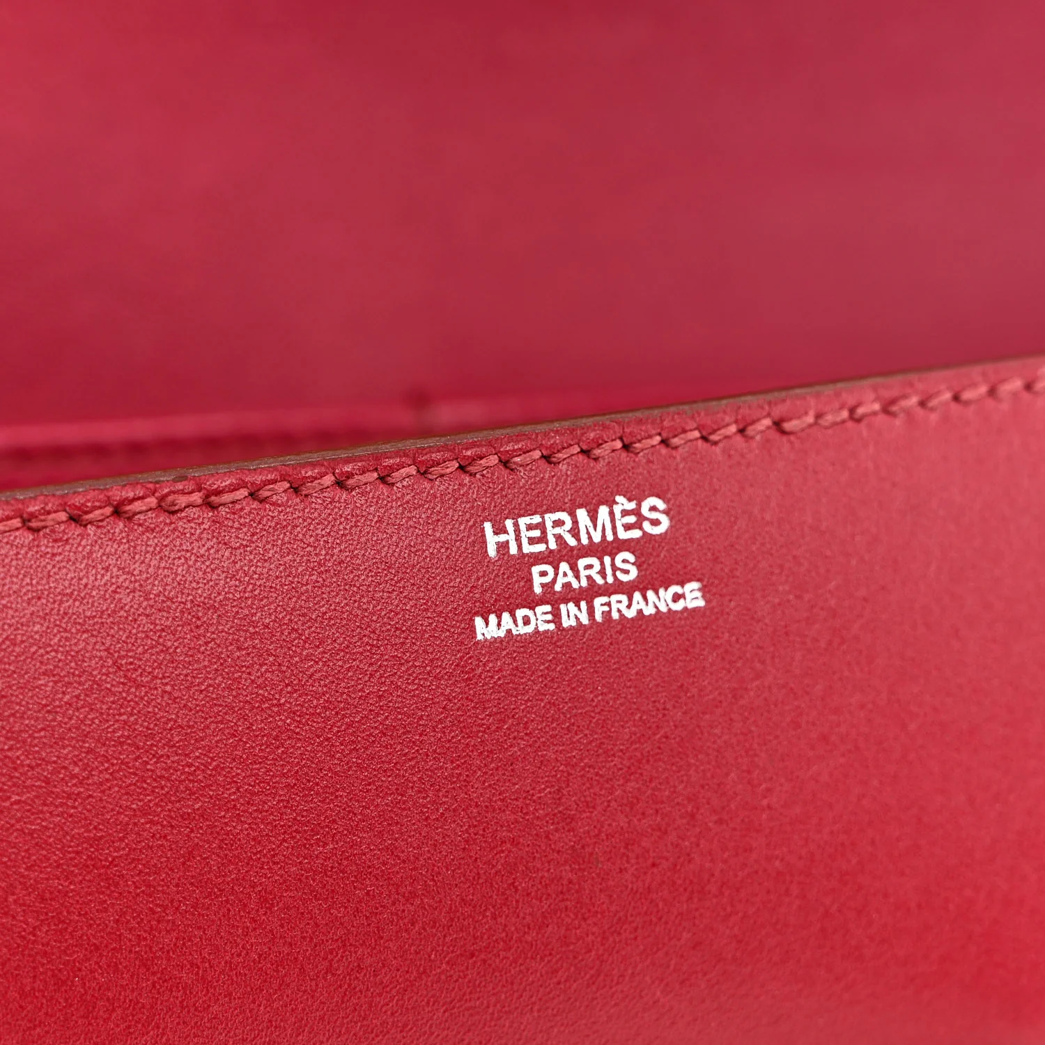 Tadelakt Egee Clutch Rouge Vif - Image 6