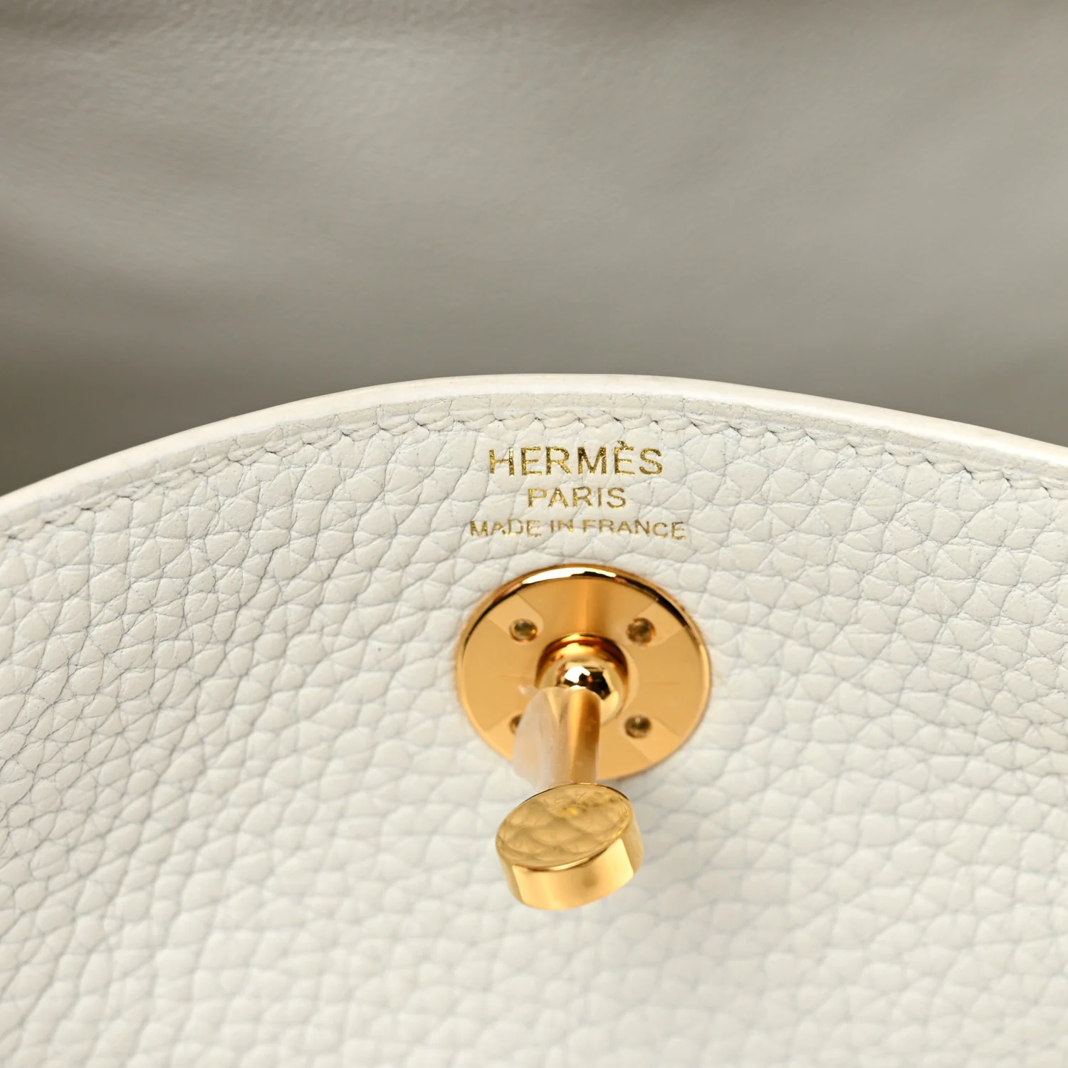 Taurillon Clemence Mini Lindy 20 New White - Image 6