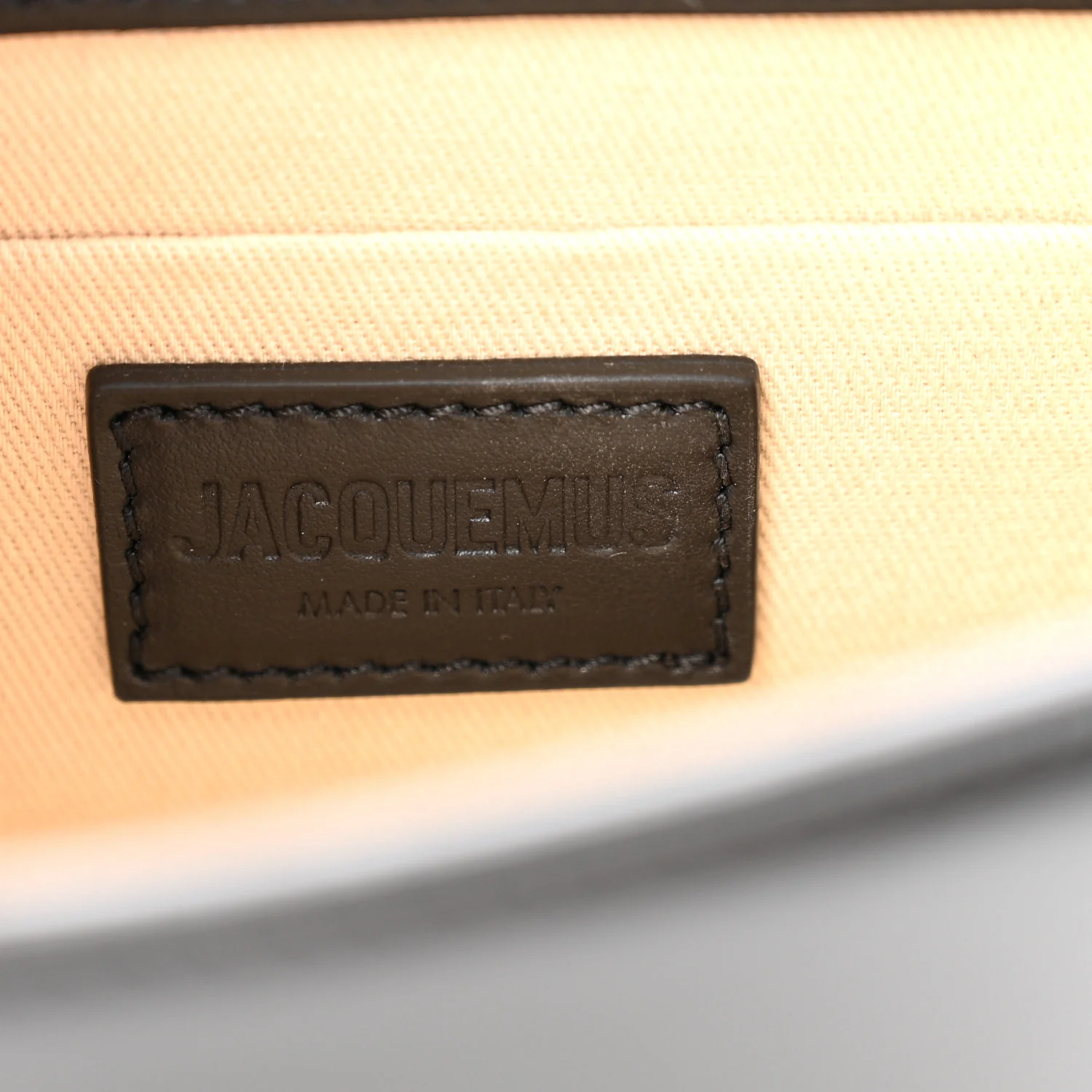 Smooth Calfskin Le Chiquito Noeud Black - Image 6
