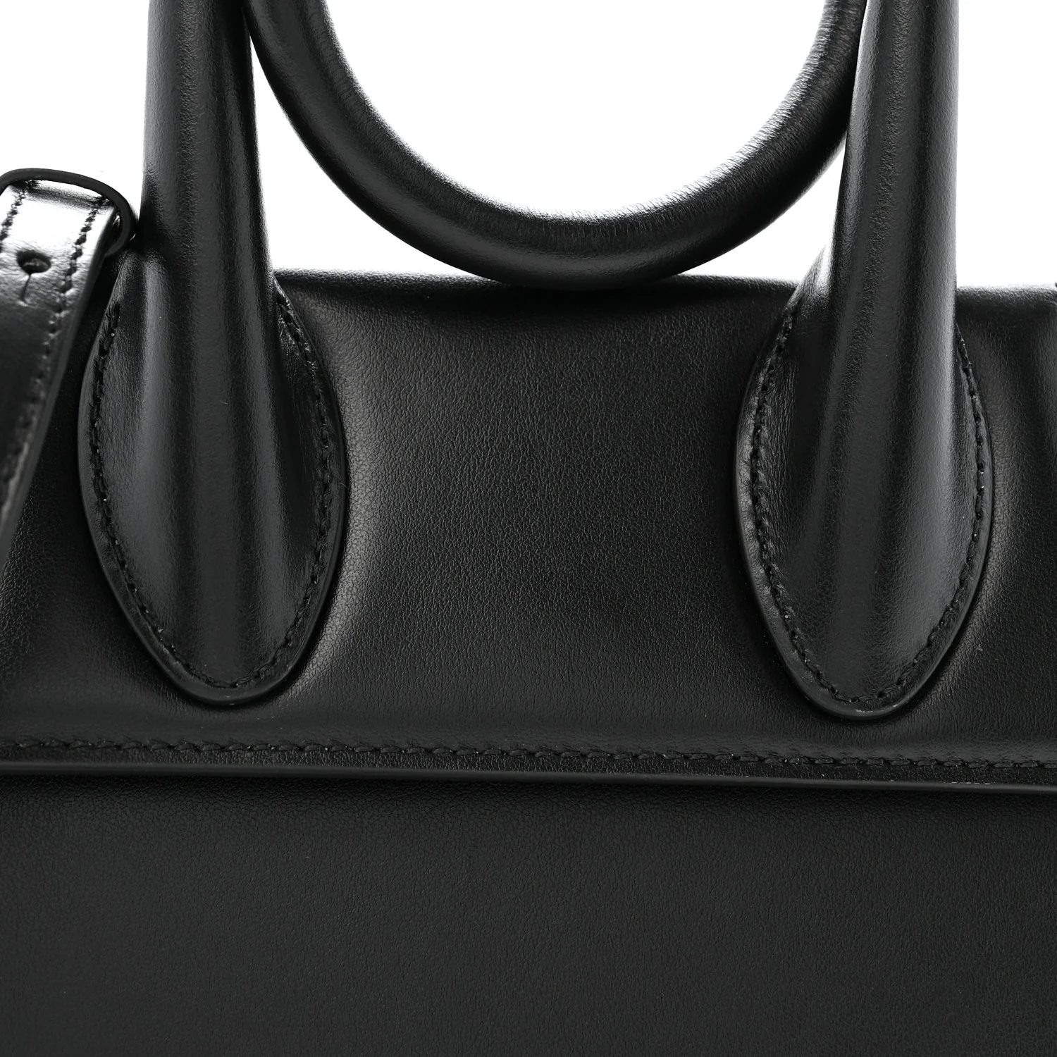 Smooth Calfskin Le Chiquito Noeud Black - Image 7